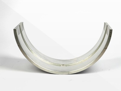 Mely csapágyak megkövetelik a tengelyhüvelyek használatát? 